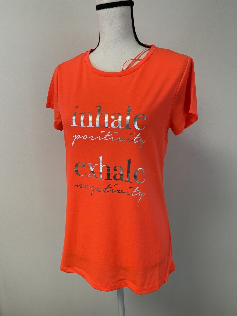 Peacocks Shirt Womens Size 8 Graphic Inhale Positivity-Exhale Negativity N55